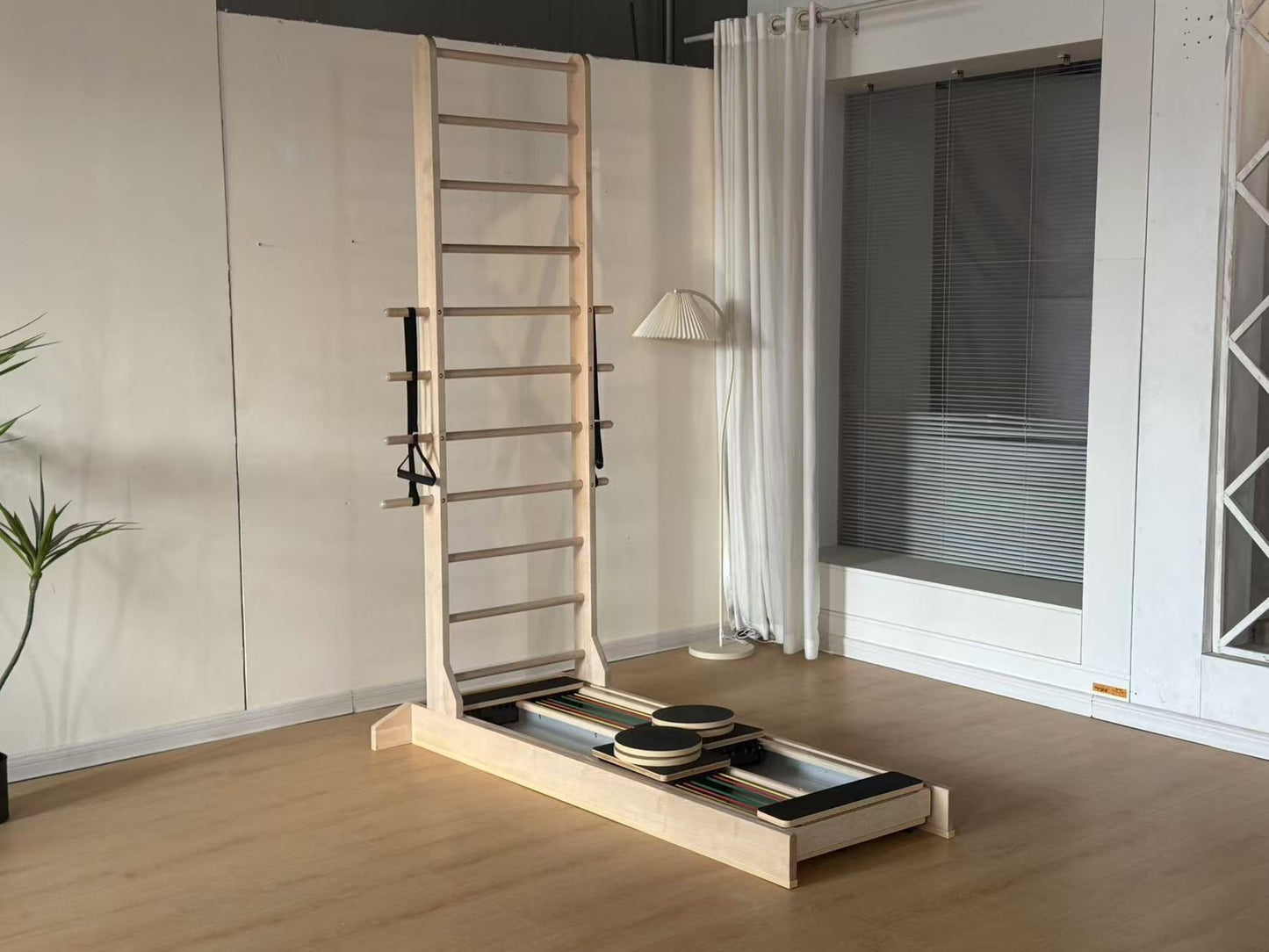 Wholesale SSZ-HTC01 Pilates Double Track Slide Stretch Training Yoga Bed